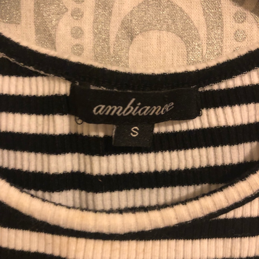Basic striped top - Picture 3 of 3